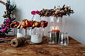 DIY wreaths from dried flowers and lanterns