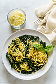 Spaghetti with braised lacinato kale