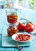 Getrocknete Tomaten in Öl eingelegt