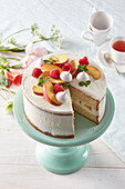 Summer cake with nectarines and raspberries