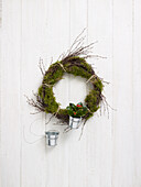 Creating a seasonal wreath