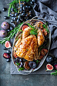 Roast chicken with autumn fruit