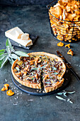 Mushroom pie with chanterelles