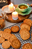 Shortbread Cookies mit Schrift: 'mit Liebe gemacht'