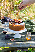 Cheesecake with figs