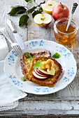 French toast with apple and honey