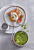 Pea puree with striped bacon and poached egg