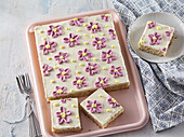 Lemon and poppy seed tray cake with blossoms