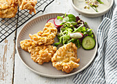 Cheesy chicken strips with garlic dip and cheese