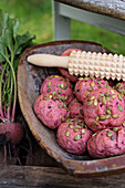 Beetroot rolls