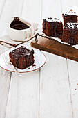 Microwave chocolate fudge cake