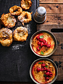 Weizenbier-Auszogne, raspberry beer crème brûlée with raspberry compote
