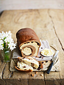 Österliches Simnel-Frühstücksbrot