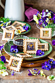 Cookies with dried violas and caramel (isolmat) windows