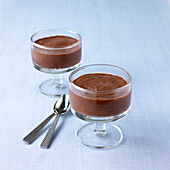 Two glasses of chocolate mousse