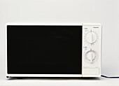 Microwave with dial controls