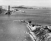 Construction of the Golden Gate Bridge, San Francisco, USA