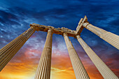 Ancient Greek architectural columns