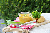 Vegetable broth made from potatoes