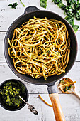 Vegan wholemeal spaghetti with wild garlic pesto