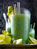 Gree apple smoothie with grape, ginger, and mint