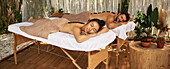 Body massage for couple