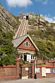 Einrichtungsgegenstand am Hang in der Altstadt von Hastings England UK