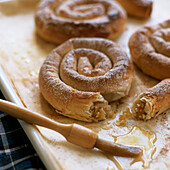 Delicious pastry of which the name originates from the Arabic word for snake M'hancha