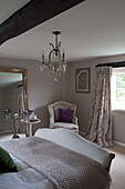Wolldecke auf Doppelbett im Haus Kingston, East Sussex, England, UK