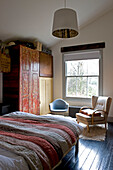 Bedroom with vintage style furniture