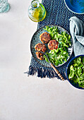 Sardinenbuletten mit Blattsalat