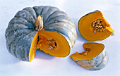 Cut pumpkin (variety: Blue hubbard)