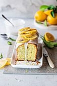Lemon poppy seed cake