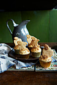 Apple crumble cupcakes with vanilla cream frosting