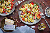 Gnocchi with veggies and dried tomatoes