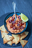 Hummus with dried tomatoes
