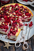 Cheesecake with cherries