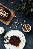 Spiced cake with nuts