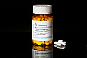 Hydrocodone and acetaminophen prescription bottle