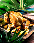 Gebratenes Hähnchen mit Ananas (Kreolische Küche)