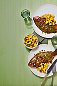 Gegrillter Snapper mit Mango-Chow