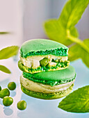 Pea macarons