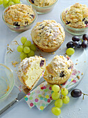 Grape cakes with butter crumble, baked in a ramekin