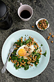 Crispy ChiCkpeas with eggs and kale