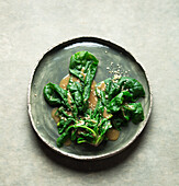 Spinach in Miso dressing with sesame seeds (vegan)