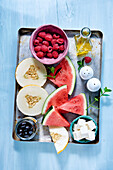 Zutaten für Melonen-Feta-Salat