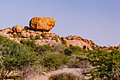 Markante Felsformationen des Erongo-Granits, Erongogebirge, Damaraland, Namibia, Afrika