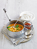 Prawn coconut curry with tomatoes