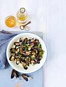 One Pot Mussels
