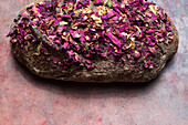 Bread with dried rose petals